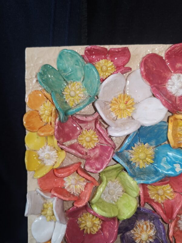 Wild flowers daisies ceramics panel - Image 2