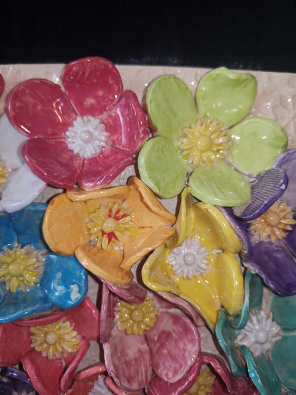Wild flowers daisies ceramics panel - Image 3