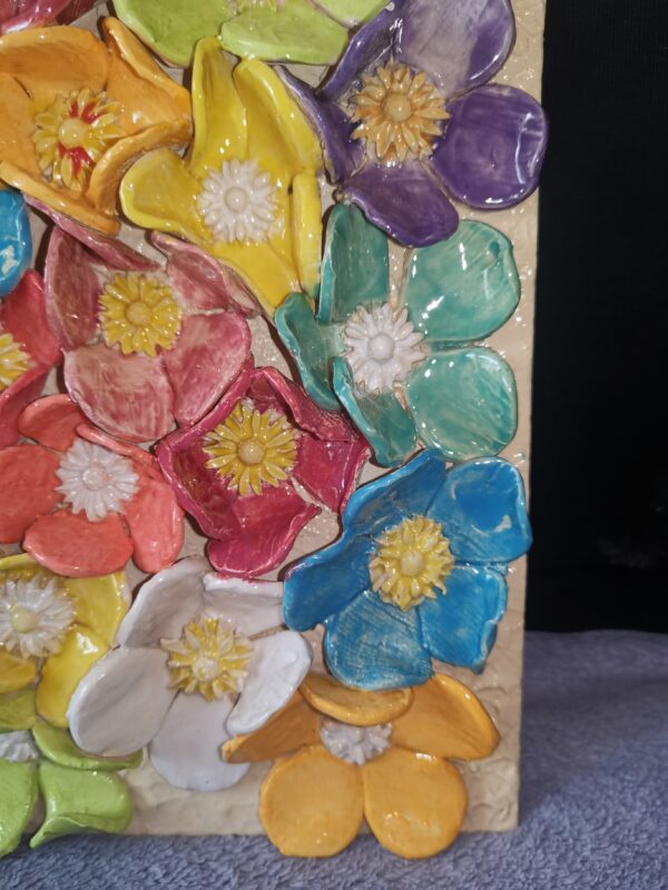 Wild flowers daisies ceramics panel - Image 4