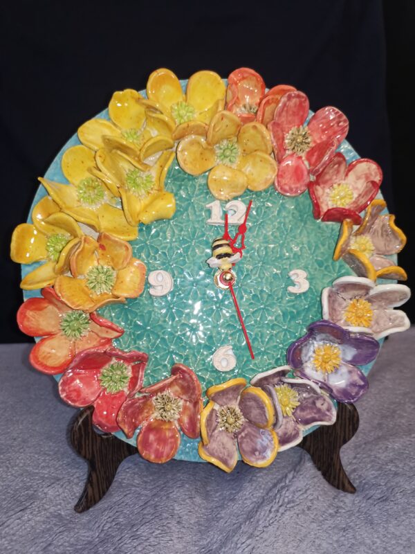 Wallclock Wild flowers daisies ceramics