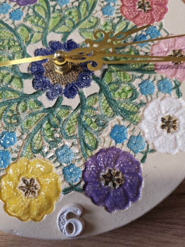 Wall clock Flowers ceramic  handmade. - Image 2