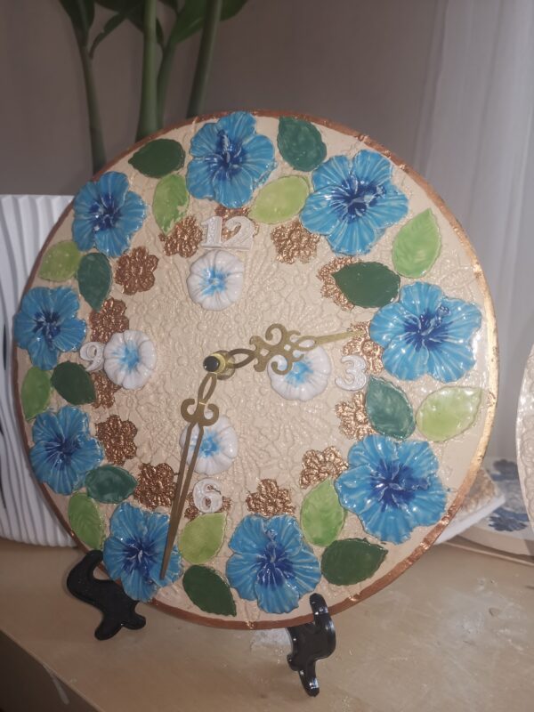 Wall clock sculptural flowers Ceramic handmade - Image 4