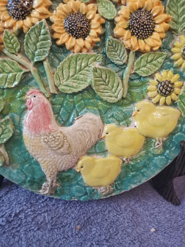 Hen and chicks sunflowers Ceramics plate, size 7.8 inch - Image 5