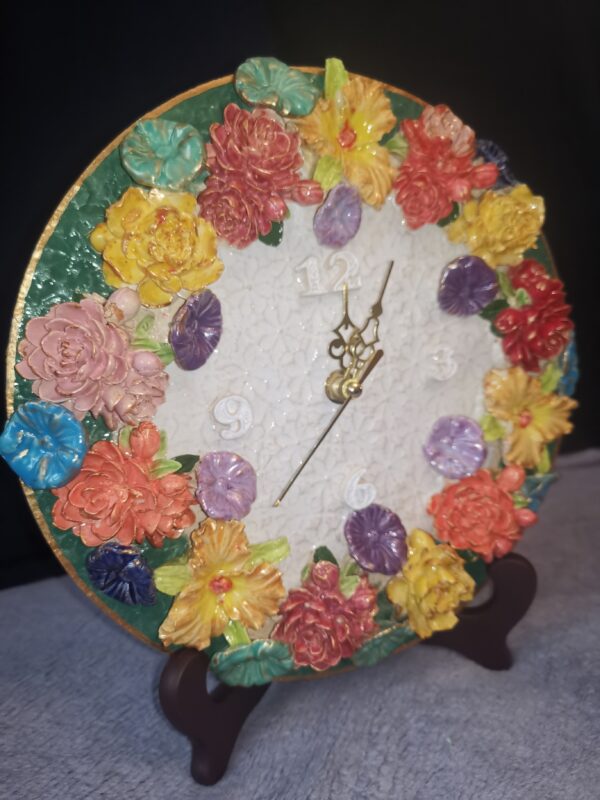 Wallclock 3D Sculptural flowers Bohemia ceramics, handmade - Image 10