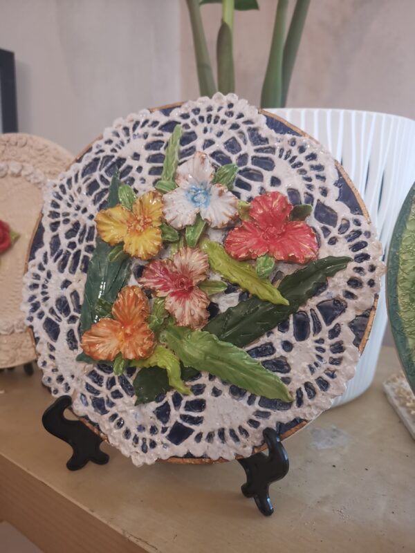Amazing openwork flowers ceramic  plate, handmade, size:8.2inch - Image 2