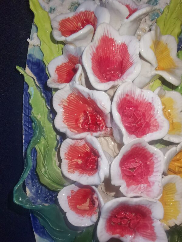 Openwork 3D sculptural flowers ceramic  plate - Image 4