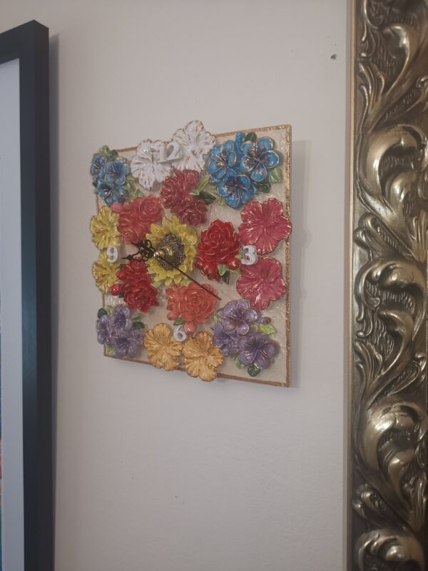 Wallclock Sculptural 3D bright colors flowers  ceramics, handmade, - Image 12