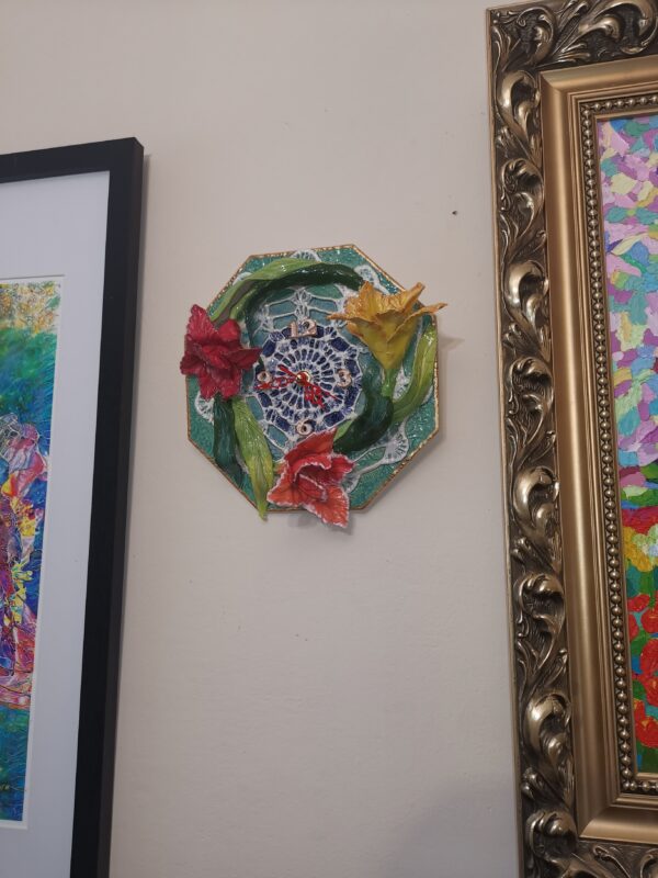 Wallclock Sculptural 3D Bohemia flowers  ceramics, handmade - Image 2