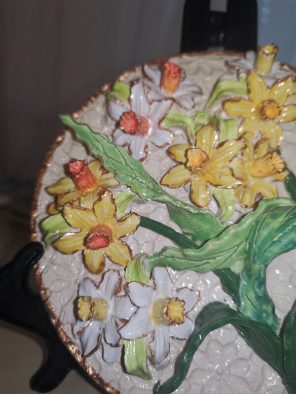 Daffodils 3D sculptural flowers ceramic plate, Size5.5inch - Image 6