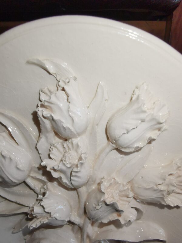 Ceramics sculptural biege tulips plate  handmade. - Image 4
