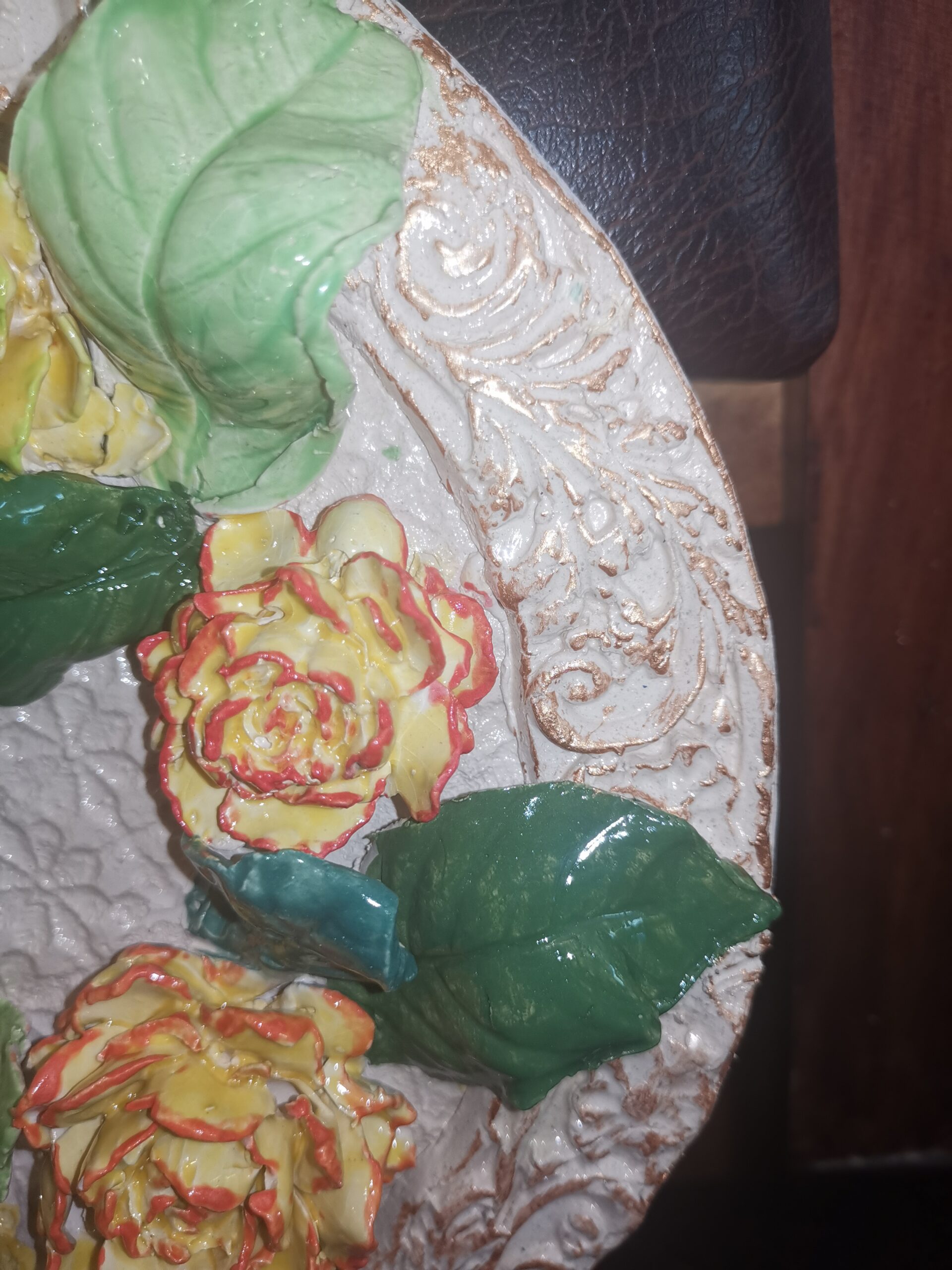 Roses ceramic sculpture 3D plate handmade - Image 7