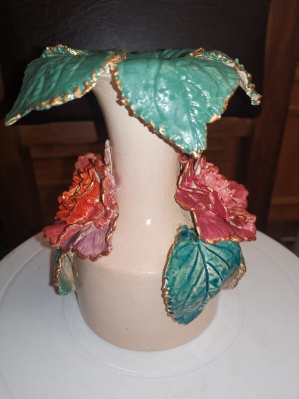 Vase roses and leaves ceramic handmade - Image 4