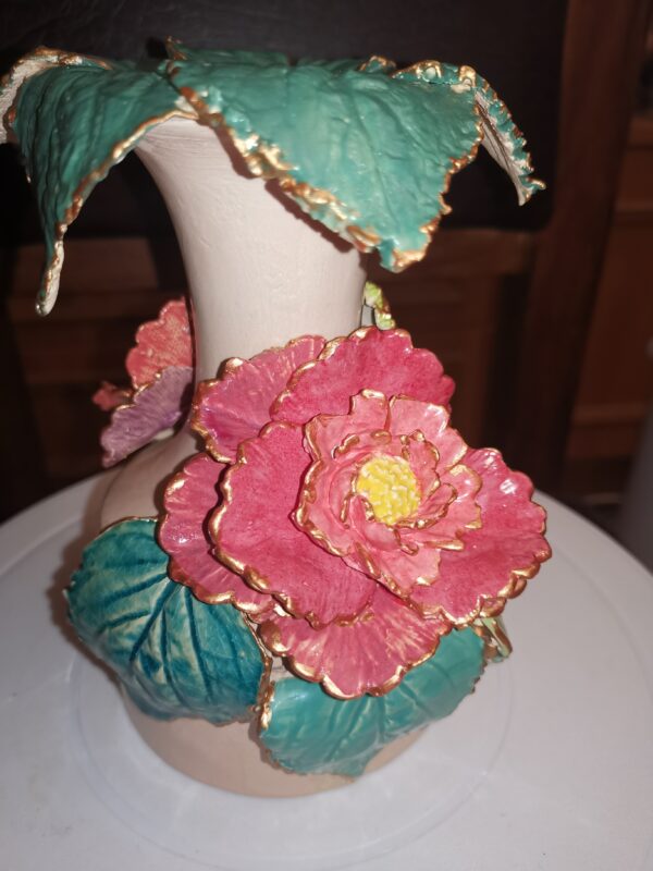 Vase roses and leaves ceramic handmade - Image 6