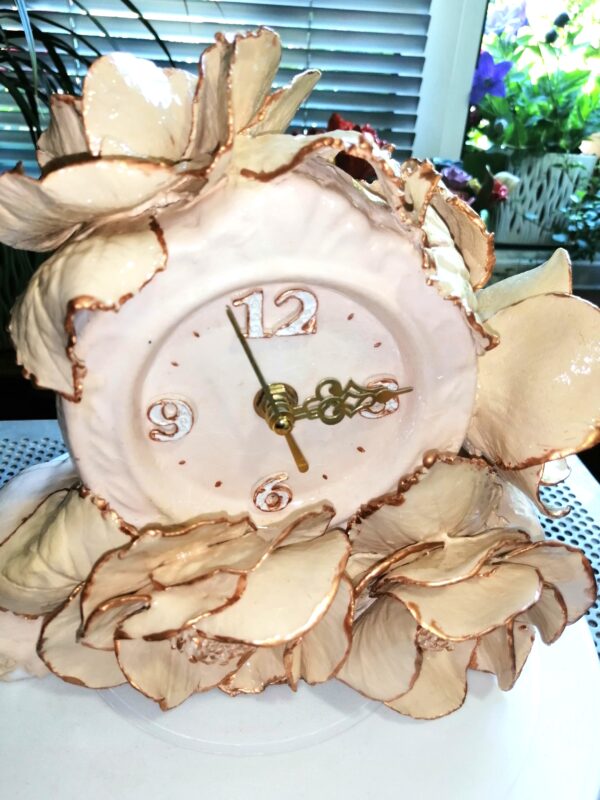 Clock Ceramic with flowers biege handmade - Image 4