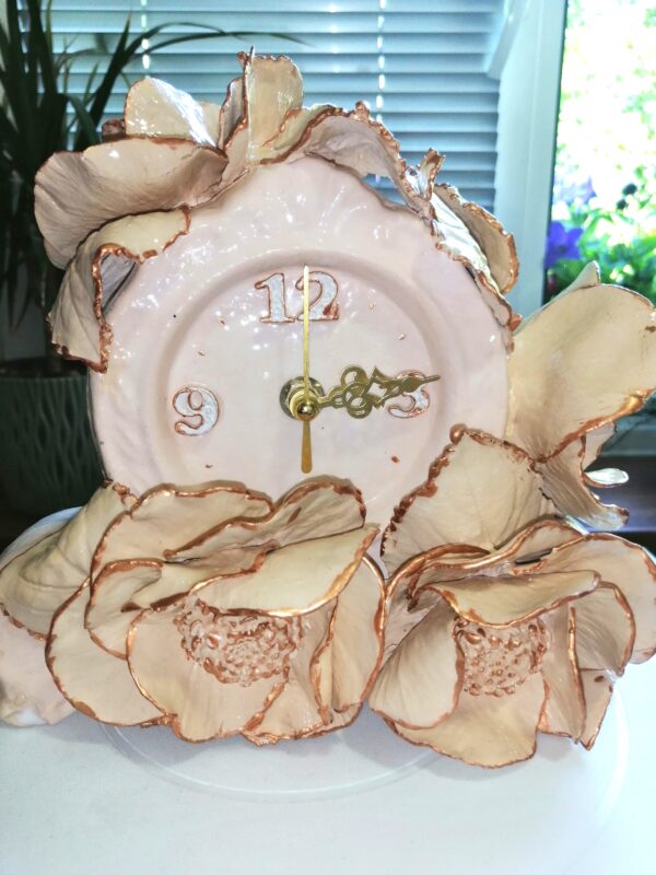 Clock Ceramic with flowers biege handmade - Image 3