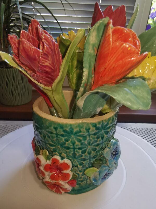 Vase small round with flowers ceramic handmade - Image 7