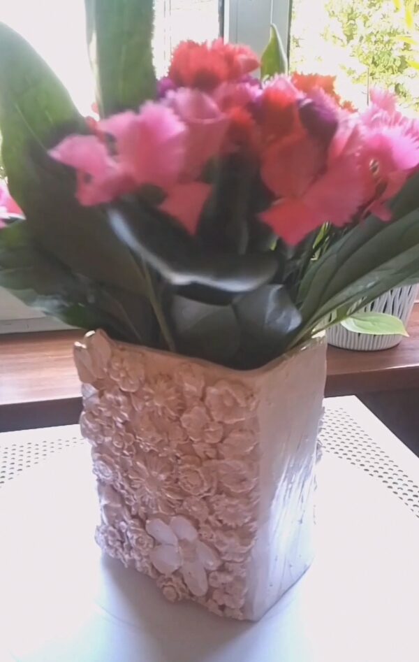 Vase flowers ceramic handmade. - Image 3