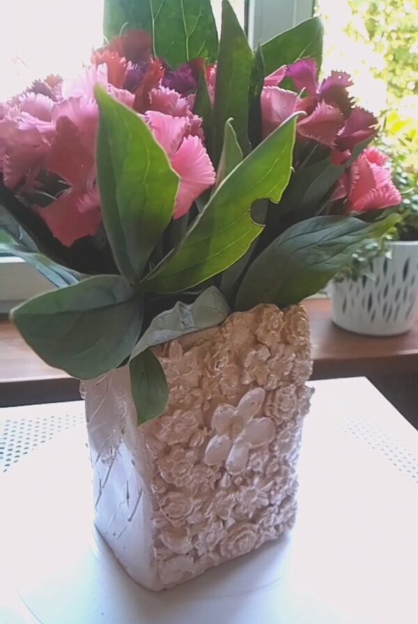 Vase flowers ceramic handmade. - Image 2